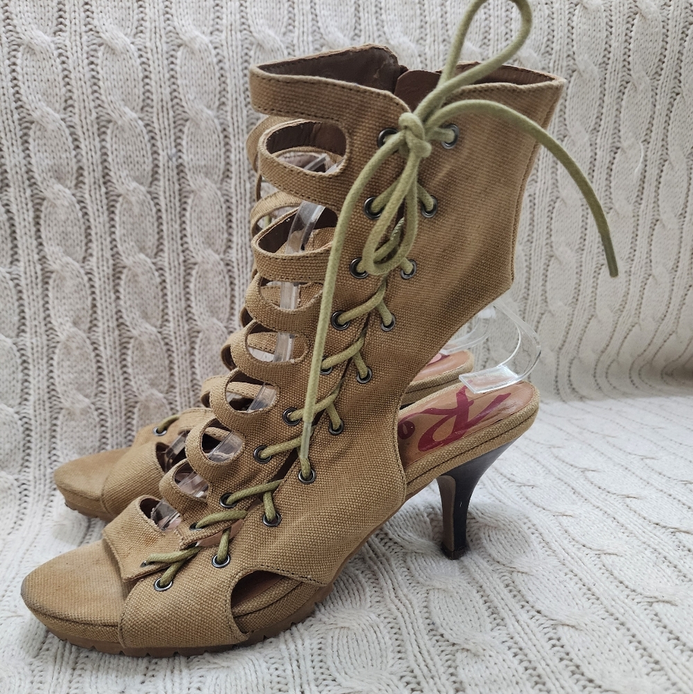 Rebels Tan Lace-UpFabric  3" Heels .